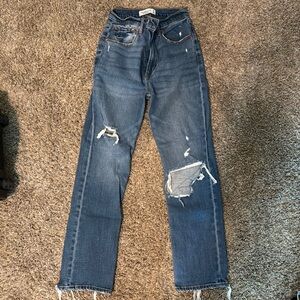 Abercrombie and Fitch ‘the Ankle Straight Ultra High Rise’